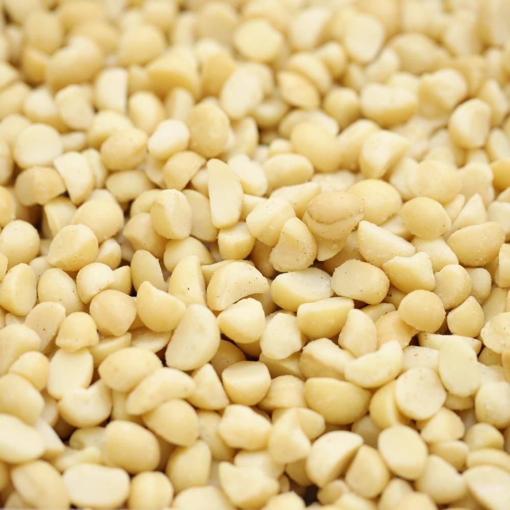 macadamia pieces - 221