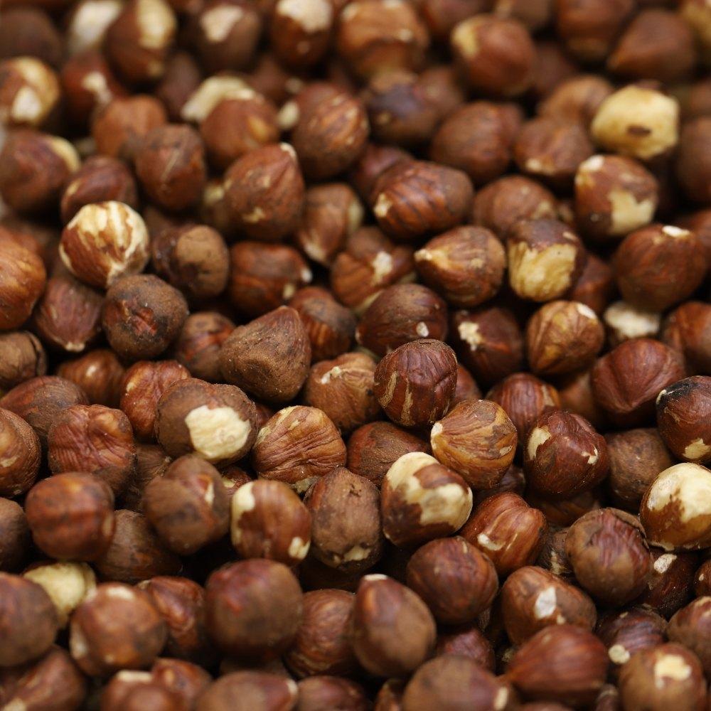 raw hazelnuts - 122