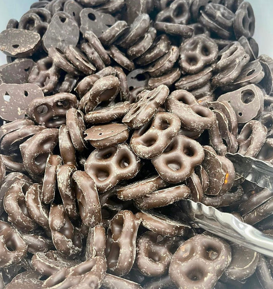 dark chocolate pretzels - 598