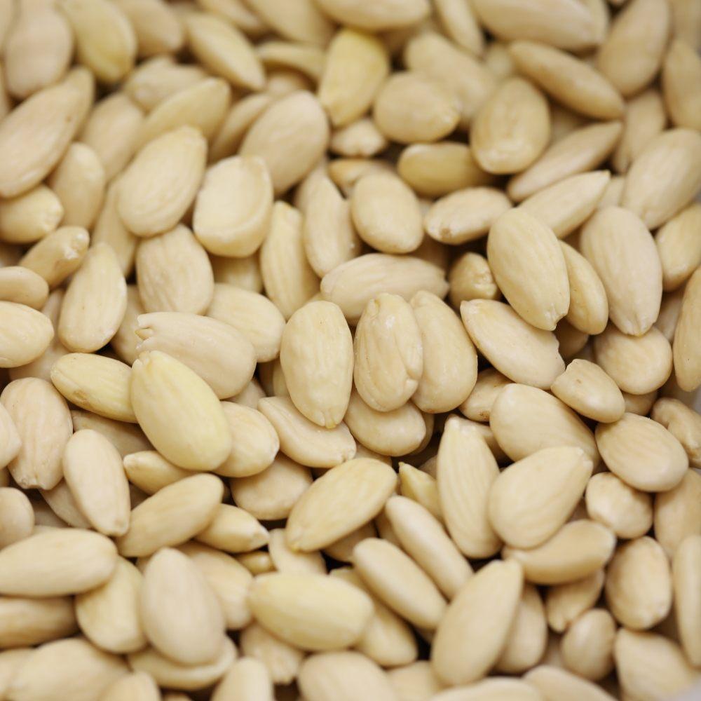 almond blanched - 124