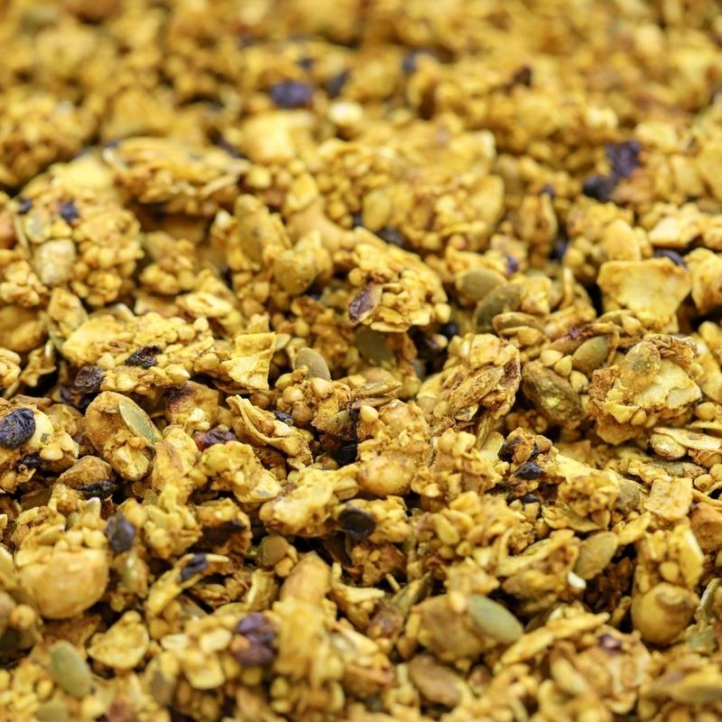 organic turmeric orange & pistachio granola - 498